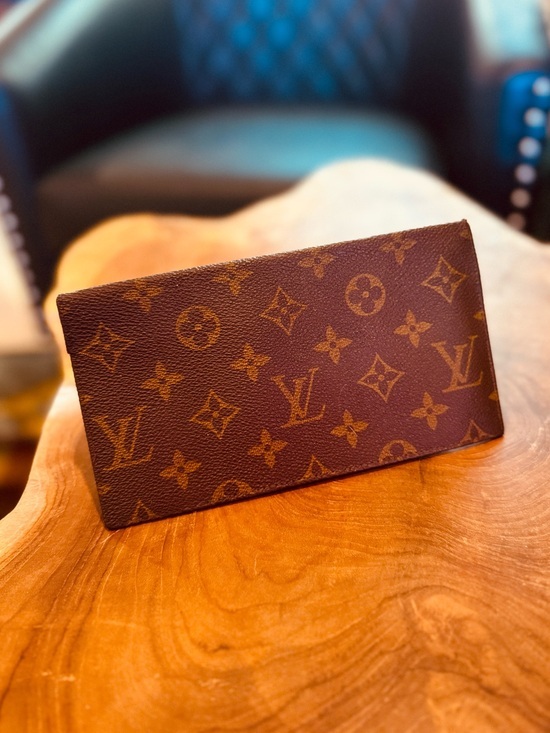 Louis Vuitton Handbags - Just in 🔥Louis Vuitton Monogram
Agenda Notebook Cover Brown/vintage